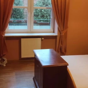 Wynajmę mieszkanie Bemowo 3 pokoje 84m2 z garażem i ogródkiem