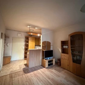 Sprzedam mieszkanie 36m2 Warszawa Tarchomin  2 pokoje ogród 32m2