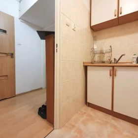 Wynajmę Westfield Mokotów - Kawalerka,28m2,osobna kuchnia, balkon