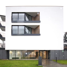 Sprzedam mieszkanie Warszawa w designerskim apartamentowcu tuż nad Wisłą