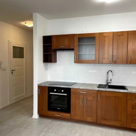 Wynajmę Mieszkanie na wynajem 46m2–2 pokoje, parking, klima