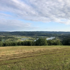 Sprzedam Dom w Bieszczadach wieś Krzemienna gm. Dydnia - góry, las, rzeka, staw