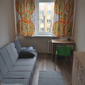 Sprzedam mieszkanie 44 m2 (2 pokoje) Piastowska, Radomsko