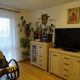 Sprzedam Mieszkanie 3 pokojowe Lipsko (dwa balkony, garaż)