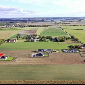 Sprzedam atrakcyjną działkę budowlaną w Ceradzu Dolnym k. Poznania