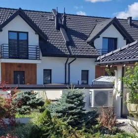 Wynajmę Mieszkanie w Ligocie - Nowoczesne, Umeblowane z Ogródkiem i Altaną