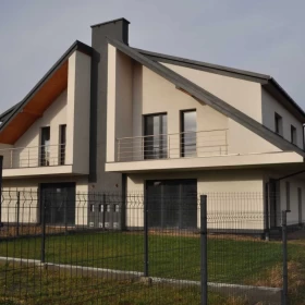 Sprzedam Dom w zabudowie bliźniaczej Rzeszotary
