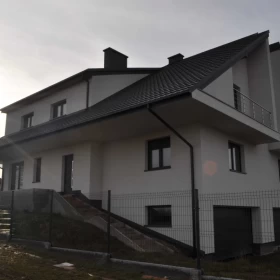 Sprzedam Dom w zabudowie bliźniaczej Rzeszotary