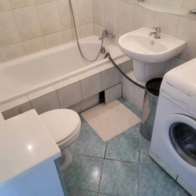 WYnajmę mieszkanie kawalerke z balkonem Wrocław
