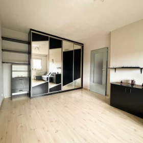 Wynajmę 2 pokoje, osobna kuchnia, 53m2 Wrocław