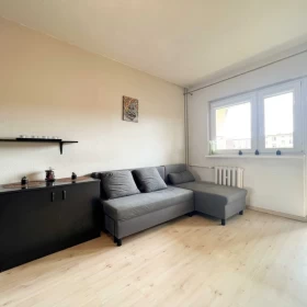 Wynajmę 2 pokoje, osobna kuchnia, 53m2 Wrocław