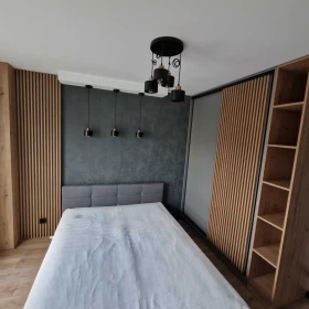 Wynajmę 3 pokoje nowe mieszkanie z miejscem postojowym Kraków