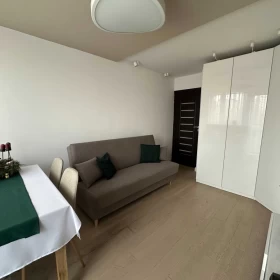 Sprzedam Mieszkanie 3-pokojowe Warszawa Bródno