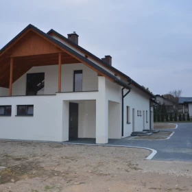 Sprzedam Dom Mieszkanie 100m2 na wsi 10km od Krakow Ogromny Taras Wysiołek Luborzycki