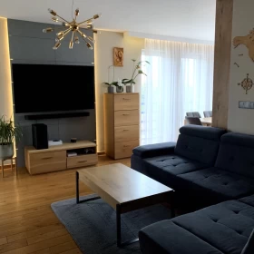 Sprzedam DOM Segment, 5 pokoi z ogródkiem, 2 piętra, Malcanów