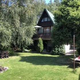 Sprzedam Klimatyczny domek letniskowy nad jeziorem w miejscowość Szteklin