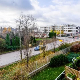 Wynajmę mieszkanie Warszawa Bluszczańska 65,5 m2 klimatyzacja garaż 3 pokoje