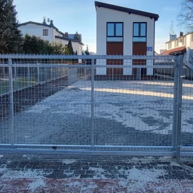Sprzedam Bezczynszowy segment Marki z ogródkiem 61,36m2
