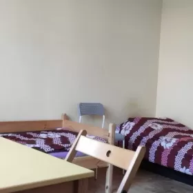 Tani Nocleg Warszawa Pokoje dla pracowników miejsca w pokoju 650 zł/m
