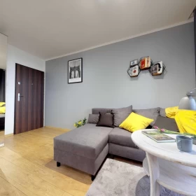 Wynajme Nowoczesne studio blisko Centrum Warszawa kawalerka 22 m2 BALKON