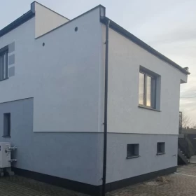 Sprzedam Dom wolnostojacy z potencjałem + Bud.gosp.+2 Garaże w Witkowie