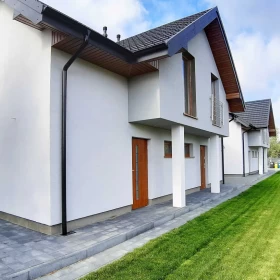 Sprzedam 2 domy z apartamentami w Mieroszynie koło Jastrzębiej Góry