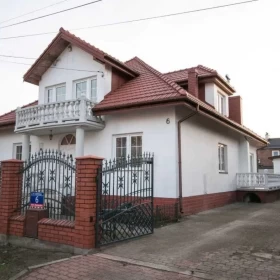 Wynajmę dom 360m2 z garażem i działką 650m2 Warszawa