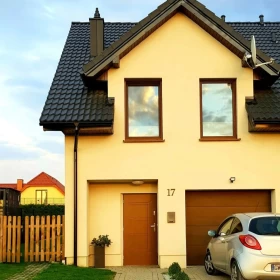 Sprzedam Dom bliźniak z 2019 r. 106m2 4 pokoje Gościcino