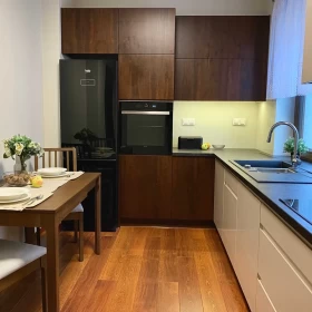 Wynajmę Eleganckie mieszkanie 54 m + garaż Warszawa