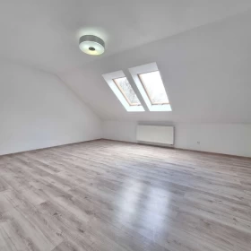 Wynajmę Dom Długołęki, wolnostojący, 7 pokoi, duża działka