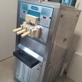 Foodtruck Lodziarnia lody gofry gotowy biznes