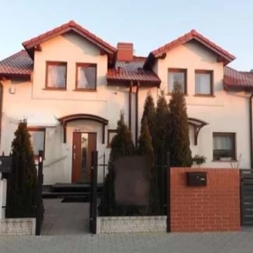 Sprzedam dom szeregowiec skrajny - Nieruchomość Inwestycyjna Mosina