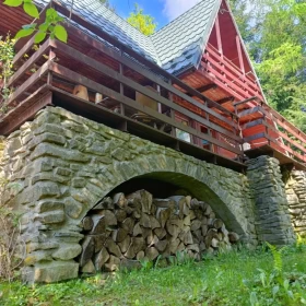 Sprzedam Drewniany domek z tarasem w Lubomierzu z widokiem na Gorce