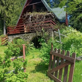 Sprzedam Drewniany domek z tarasem w Lubomierzu z widokiem na Gorce