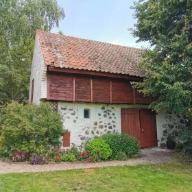 Sprzedam dom nad jeziorem działka z domem i własną linią brzegową