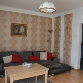 Dom w zabudowie szeregowej Nędza Sprzedam
