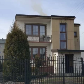 Sprzedam dom 110m2 + PIWNICA + 1000m2 DZIAŁKA Piotrków Trybunalski