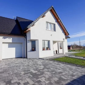 Sprzedam Dom o Powierzchni 135m2 w Malowniczej Okolicy