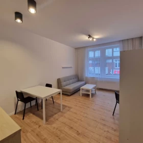 Wynajmę Mieszkanie 25,8m2 - Katowice ul. Plebiscytowa