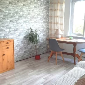 Wynajmę Kawalerka Poznań os. Przyjaźni