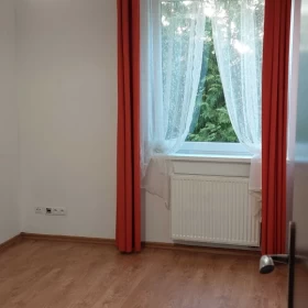 Wynajmę Mieszkanie 52m - 2 pokoje bez czynszu i bez problemu z parkowaniem