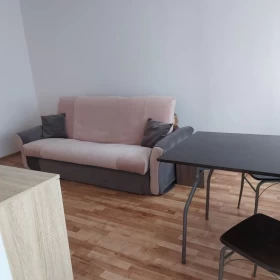 Wynajmę kawalerkę na ŻABIEŃCU Łódź