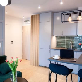 Wynajmę dwupokojowy apartament z balkonem stare Włochy Warszawa