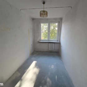 Sprzedam mieszkanie 3-pok. 48m² Płock, Jachowicza.
