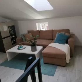 Wynajmę pokój Poznań - Pokój dwuosobowy z garderobą (dwa pokoje) 26 m2