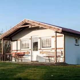 Pojedynczy domek letniskowy, pokój/ Mazury, Mikołajki, noclegi