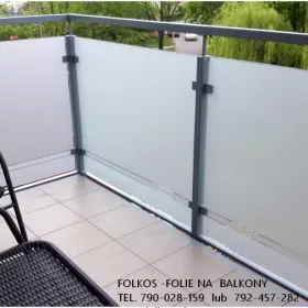 Folie matowe na szklane balkony-oklejanie balkonów Warszawa- Folkos folie Warszawa