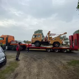 Holowanie tirów, laweta dla samochodów ciężarowych Poznań
