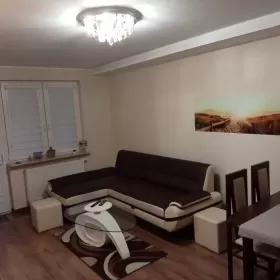 Sprzedam mieszkanie Radom 2 pokojowe na osiedlu zamkniętym.