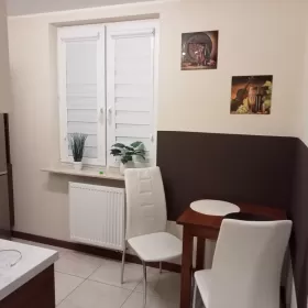 Sprzedam mieszkanie Radom 2 pokojowe na osiedlu zamkniętym.